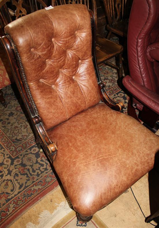 Late Victorian buttoned brown leather mahogany framed side chair(-)